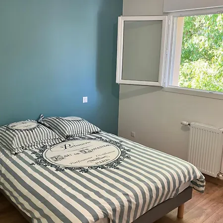 Dans Maison En Colocation Proche Paris Et In Shared House Guest house